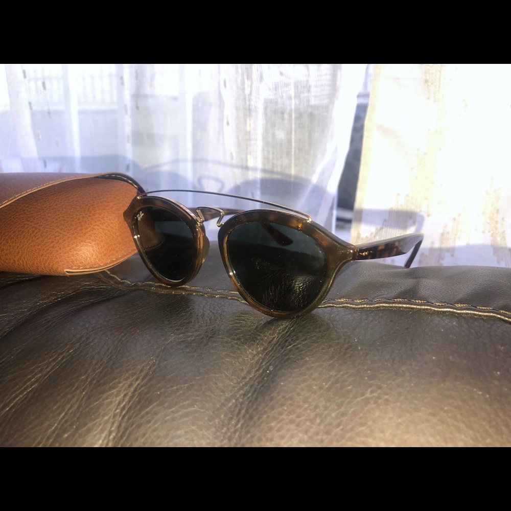 Ray-Ban